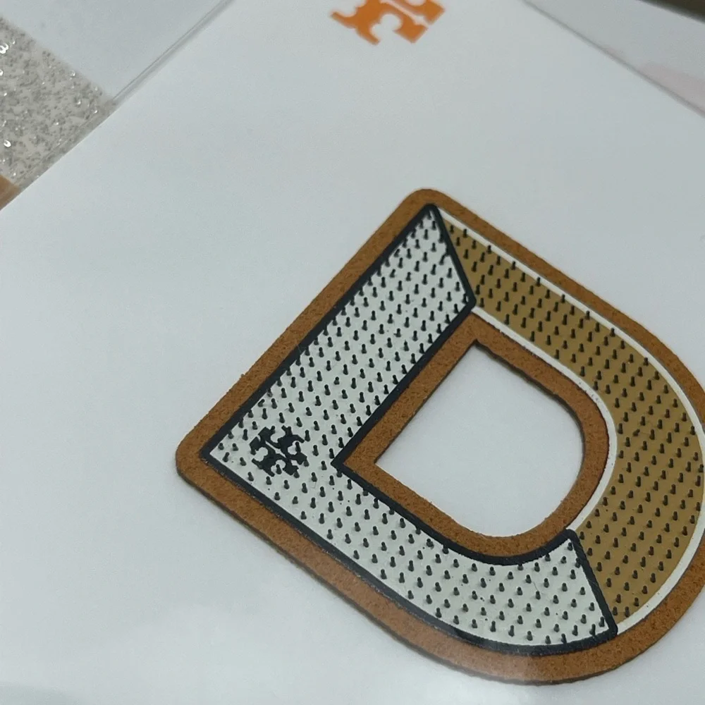 (new+tag) Tory Burch alphabet letter “D” stick them on phone, handbag or wallet